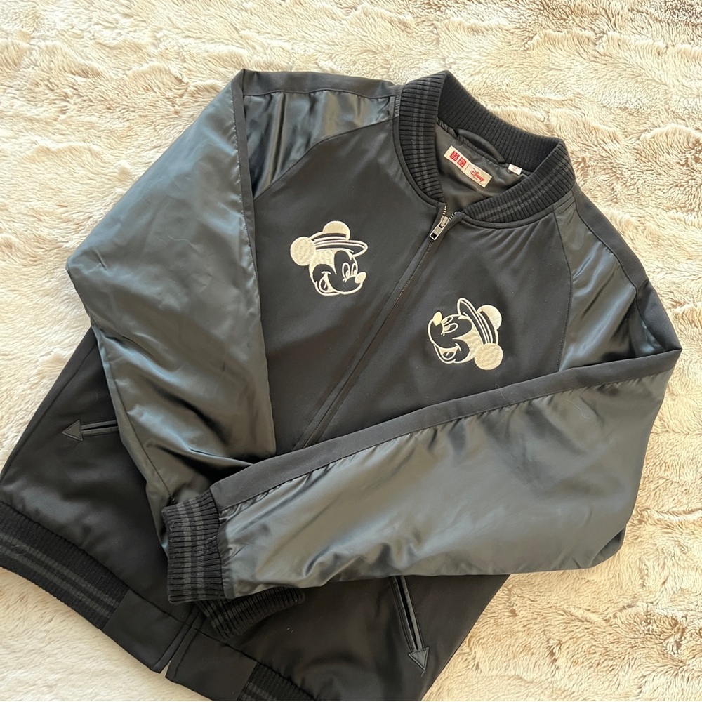 Uniqlo x Disney Black Mickey Mouse World Tour Bomber Jacket - Picture 3 of 5